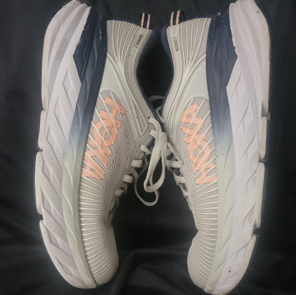 Women's Hoka Bondi 7 Shoes.  Grey/peach Color. Size 6.5.